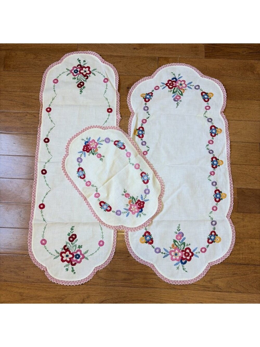 Lot Of 3 Vintage Hand Embroidered Table Runners Doilies Crochet Lace Grannycore